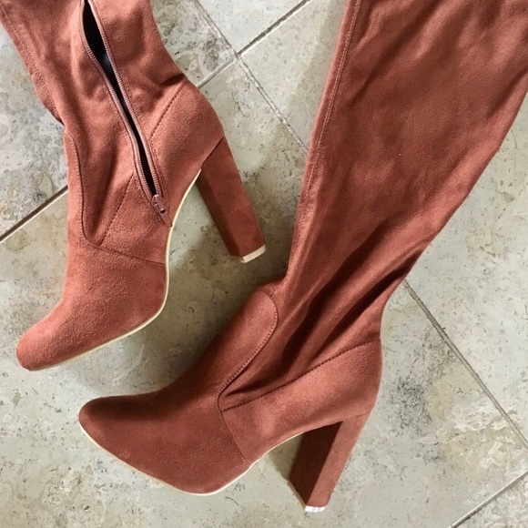 Suede Over The Knee Boots - Picture 4 of 8